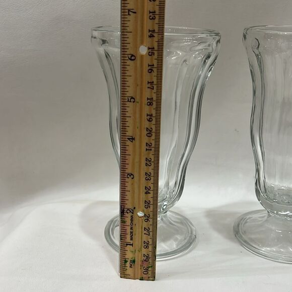 Elegant Clear Glass Ice Cream Sundae Cups 12 Oz Each Set Of 2 Dessert Appetizer - Picture 5 of 6